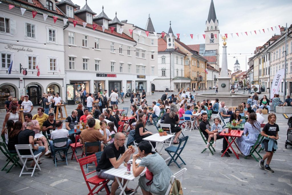 To poletje v Kranju: okusni prigrizki na prostem - Visit Kranj