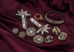 Razstava-Anticni-nakit-1[1]