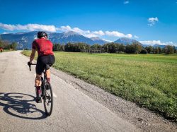 Slovenia_Hills – slika (1) Slovenia_Hills - slika (1)